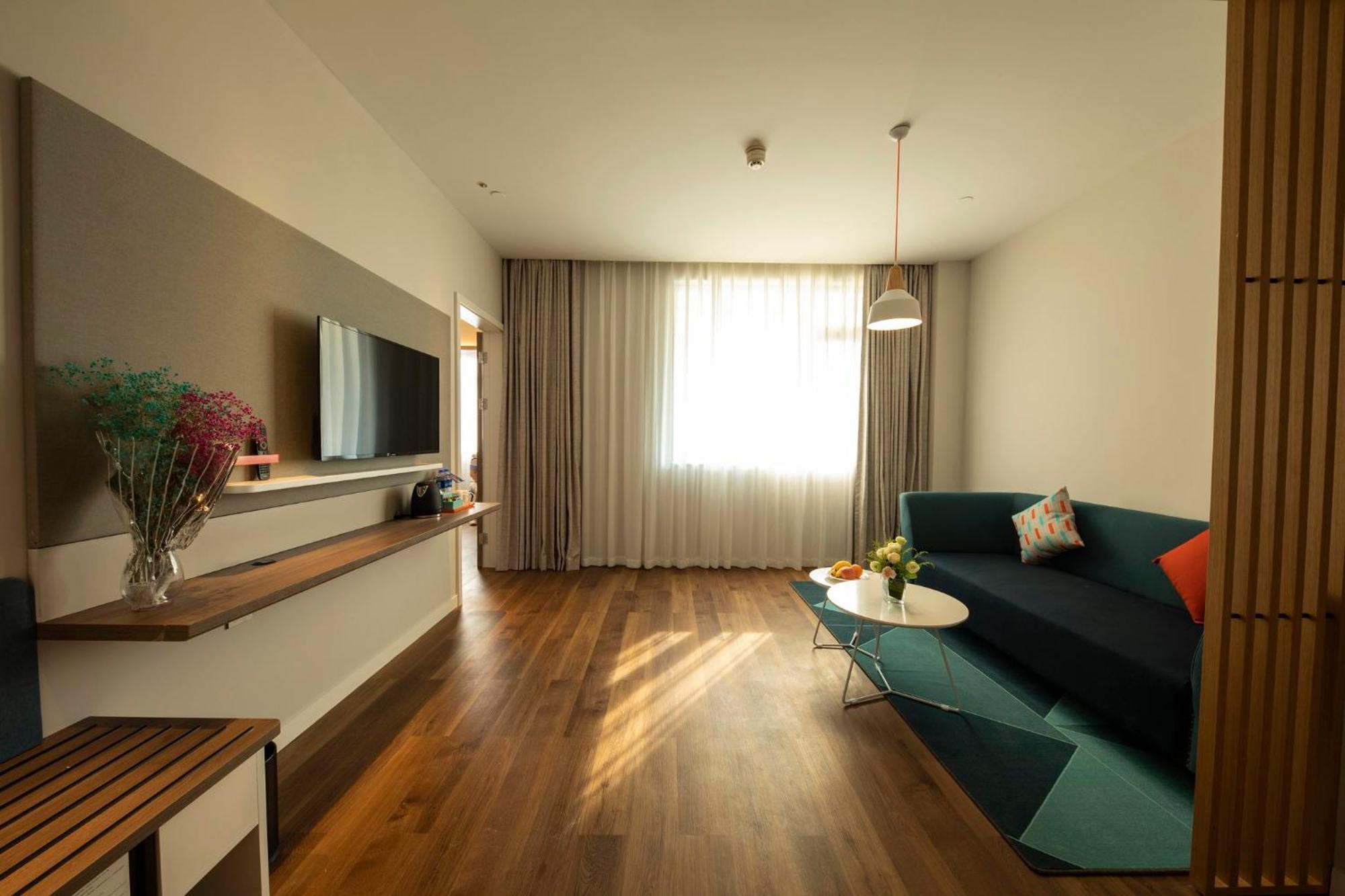 Holiday Inn Express Shanghai Jiading New City By Ihg Exterior foto